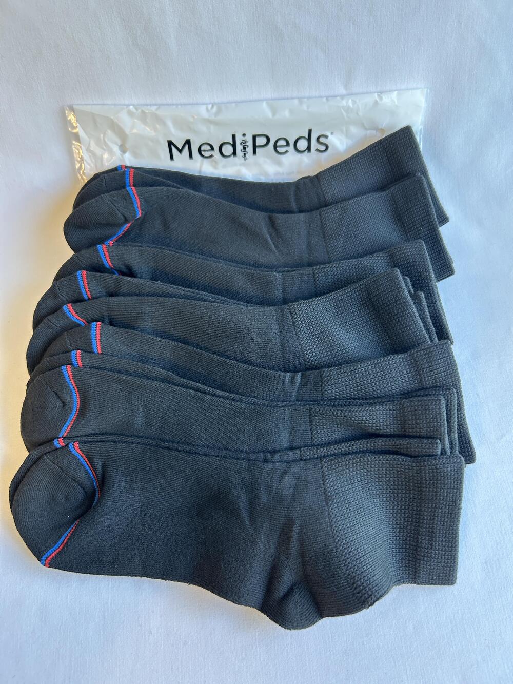 MediPeds Athletic Socks Low Cut Unisex Size 10-13 Black 8 Pair Cushioned Striped